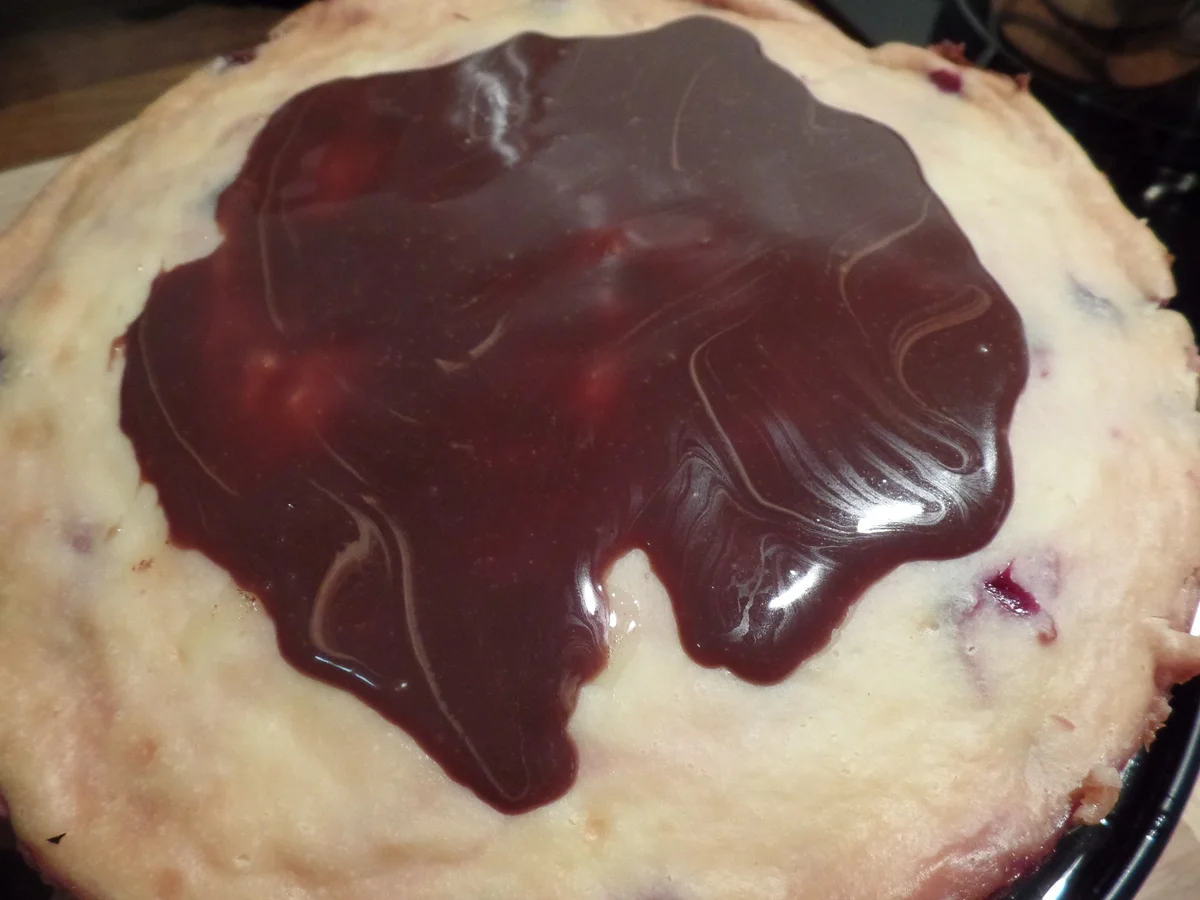 Rezept: Schwarzwälder-Käsekuchen Bild Nr. 2635 Schwarzwälder-Käsekuchen - Rezept - Bild Nr. 2635