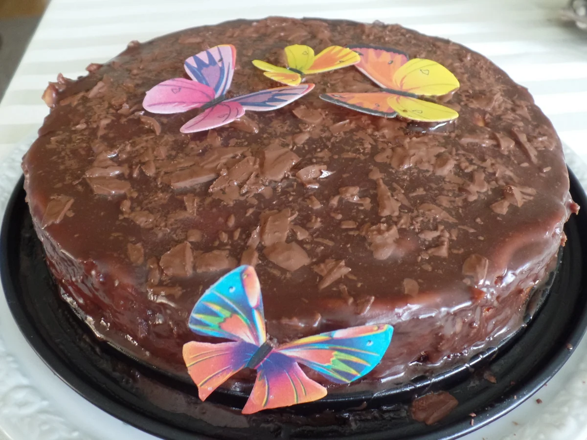 Rezept: Schwarzwälder-Käsekuchen Bild Nr. 2637 Schwarzwälder-Käsekuchen - Rezept - Bild Nr. 2637