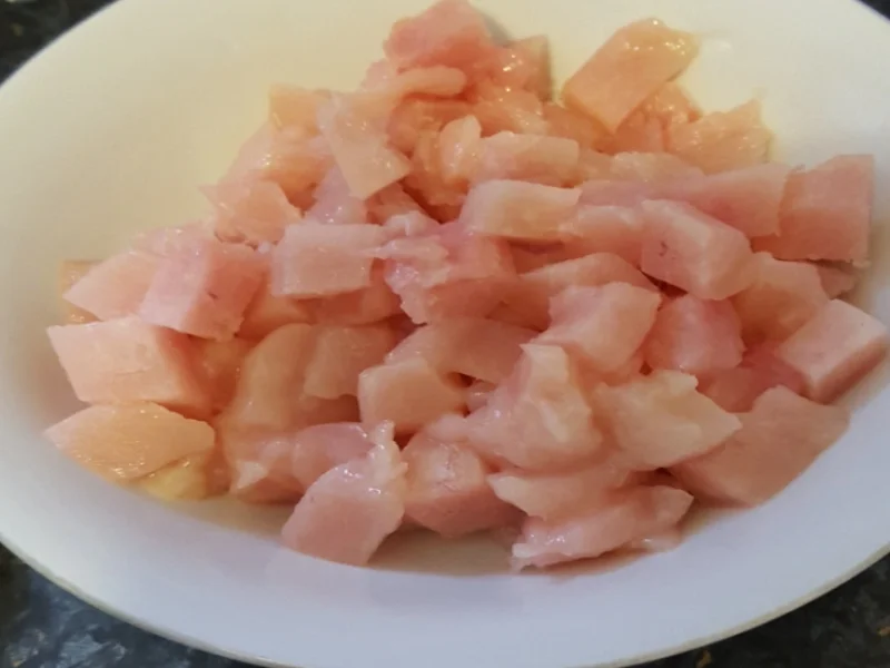 Rezept: Curry-Kartoffel-Mais-Hähnchenbrustfilet-Suppe Bild Nr. 2651 Curry-Kartoffel-Mais-Hähnchenbrustfilet-Suppe - Rezept - Bild Nr. 2651