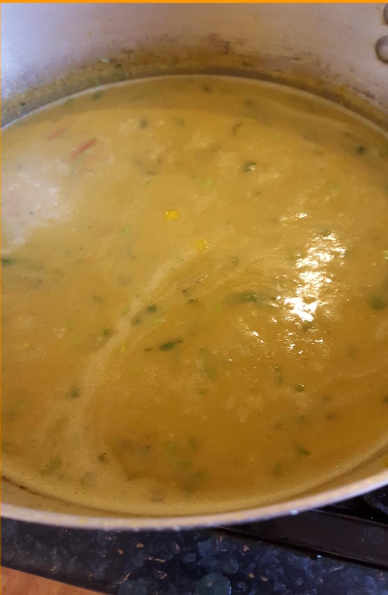 Curry-Kartoffel-Mais-Hähnchenbrustfilet-Suppe - Rezept - Bild Nr. 2655