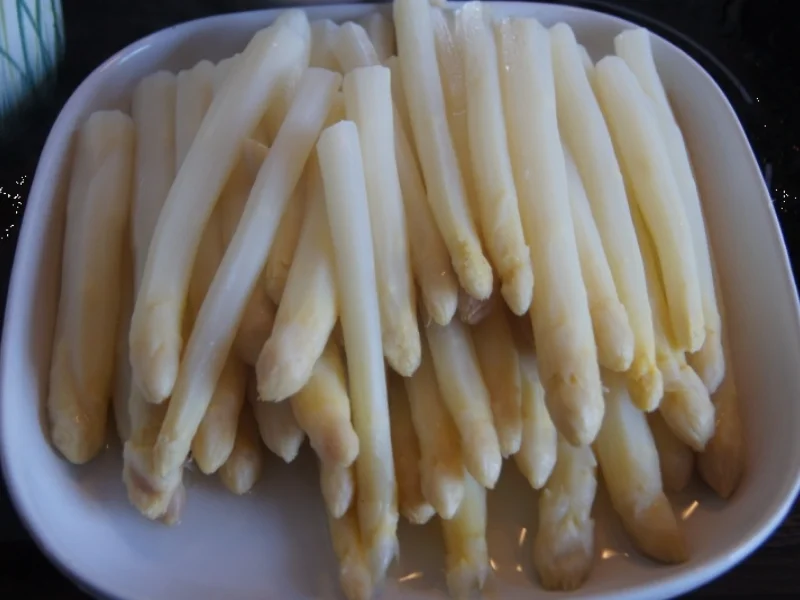 Rezept: Schlemmerfilet mit Spargel und neuen Kartoffeln Bild Nr. 2654 Schlemmerfilet mit Spargel und neuen Kartoffeln - Rezept - Bild Nr. 2654