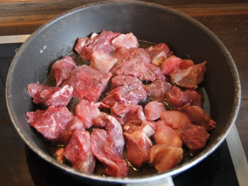 Gulasch halb und halb - Rezept - Bild Nr. 2675