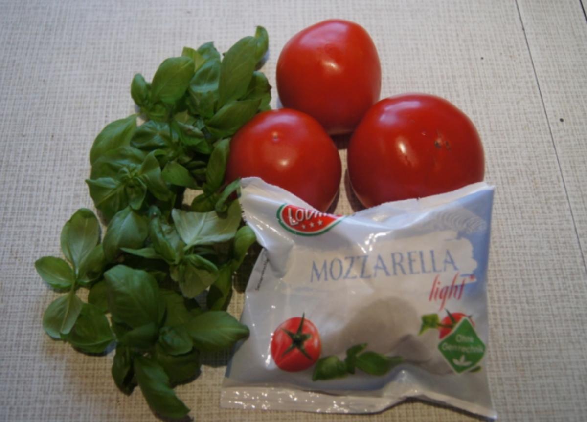 Tomaten-Mozzarella-Salat - Rezept - Bild Nr. 3