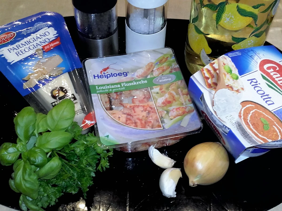 Selbstgemachte Ravioli mit Flusskrebs- Füllung - Rezept - Bild Nr. 2661