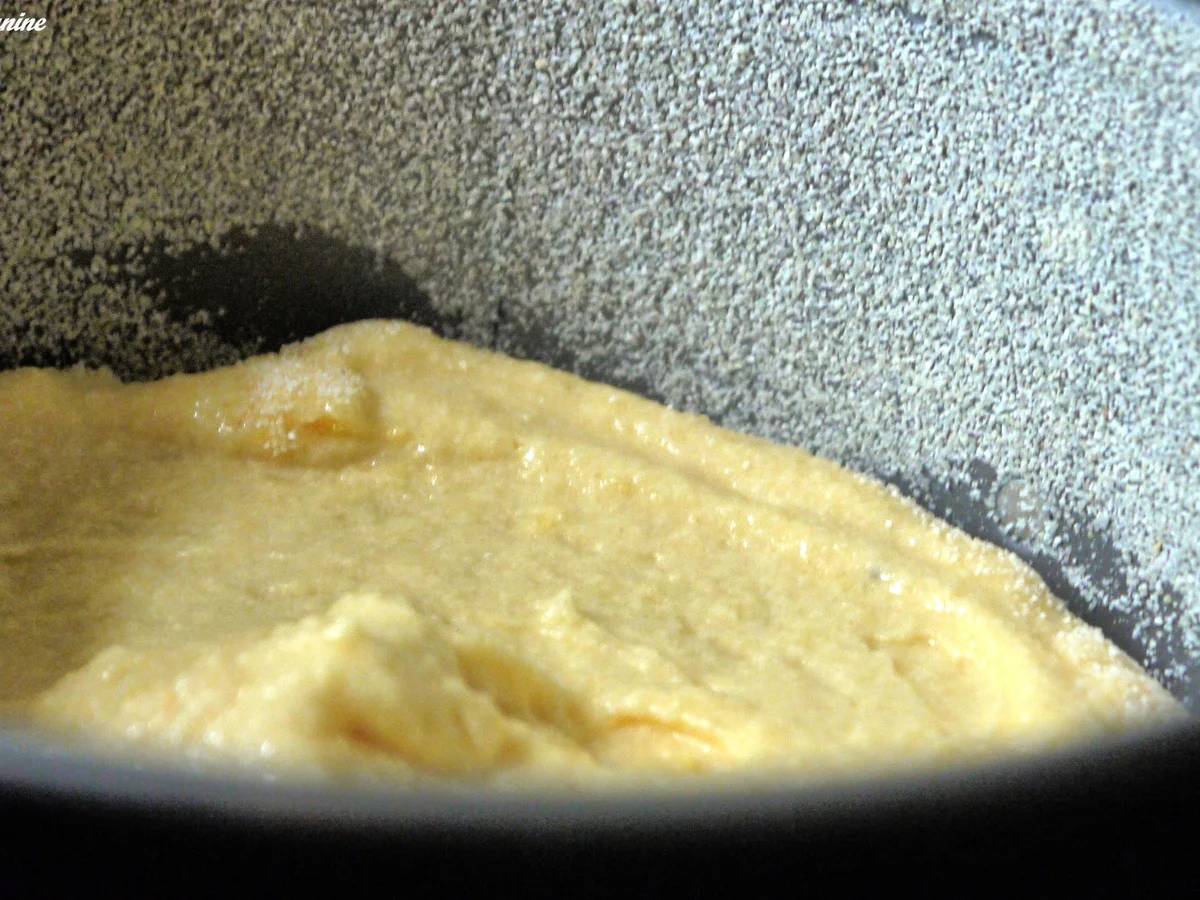 Rezept: Rhabarber-Mandelbaiser-Kuchen Bild Nr. 5 Rhabarber-Mandelbaiser-Kuchen - Rezept - Bild Nr. 5