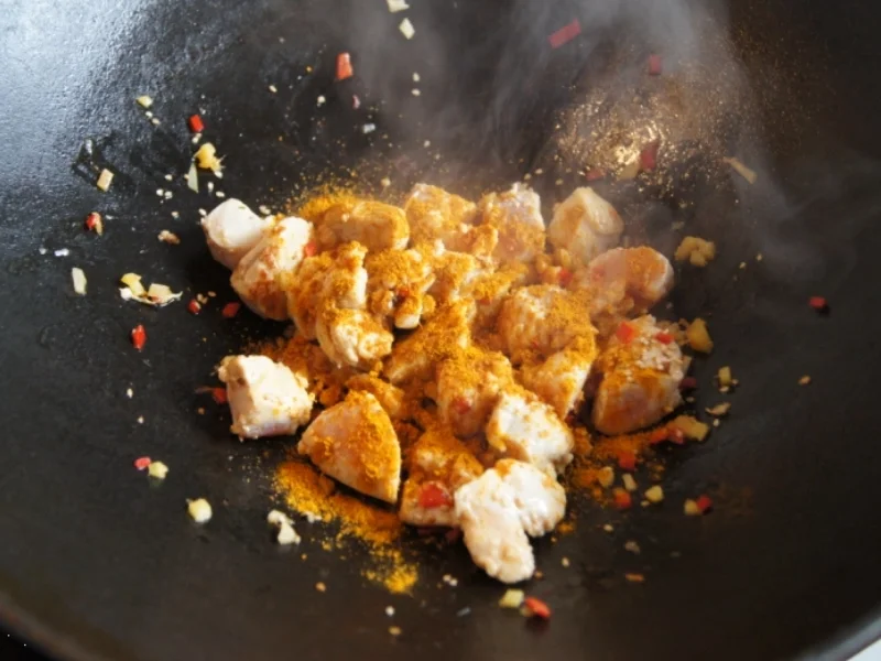 Rezept: Asiatisches-Hähnchenbrustfilet-Gulasch Bild Nr. 2682 Asiatisches-Hähnchenbrustfilet-Gulasch - Rezept - Bild Nr. 2682