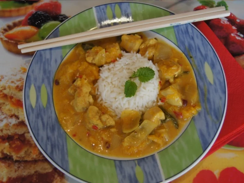 Rezept: Asiatisches-Hähnchenbrustfilet-Gulasch Bild Nr. 2686 Asiatisches-Hähnchenbrustfilet-Gulasch - Rezept - Bild Nr. 2686