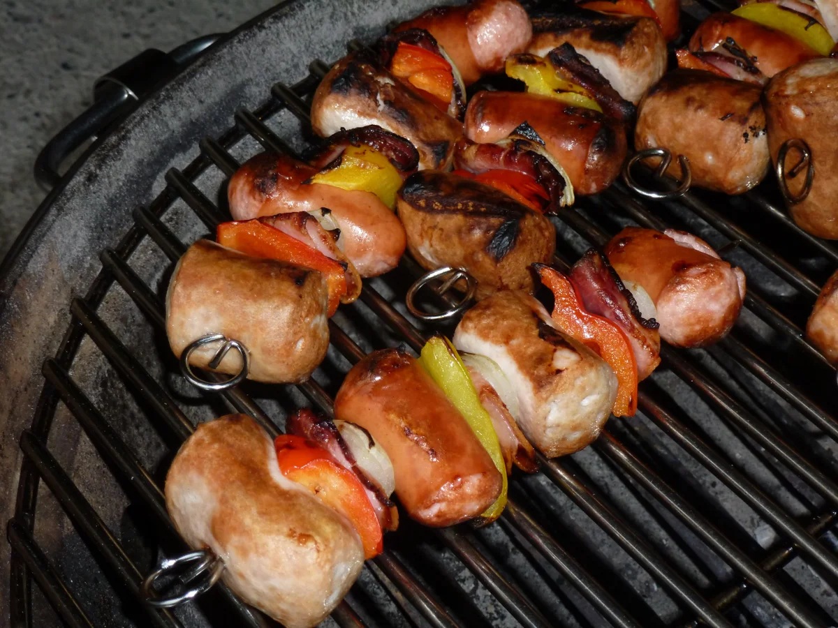 Rezept: Wurst-Schaschlik Bild Nr. 2686 Wurst-Schaschlik - Rezept - Bild Nr. 2686