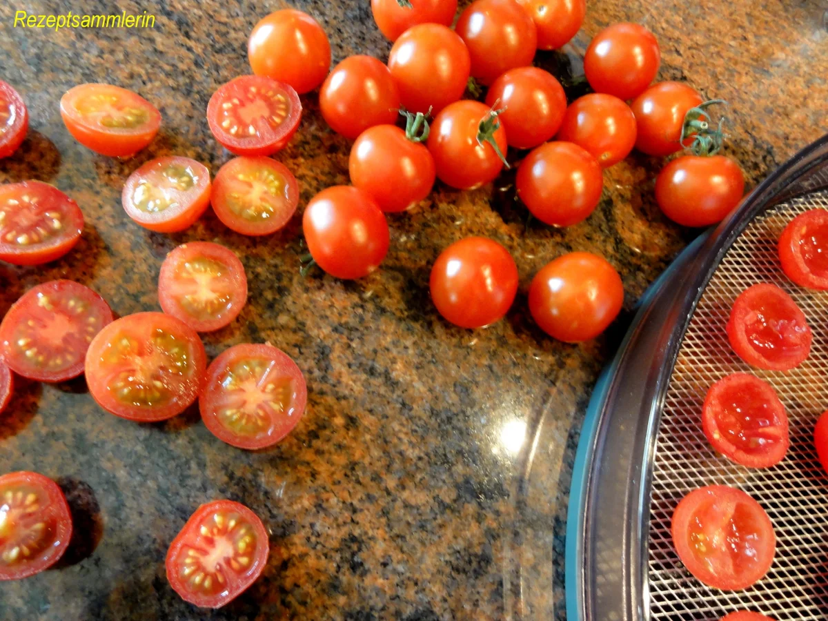 Rezept: Diverses: CHERRY - TOMATEN; getrocknet + eingelegt Bild Nr. 2685 Diverses: CHERRY - TOMATEN; getrocknet + eingelegt - Rezept - Bild Nr. 2685