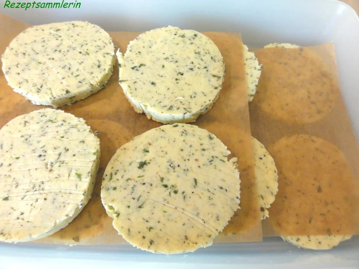 Diverses:   KRÄUTER - BUTTER,  selbst hergestellt - Rezept - Bild Nr. 2694