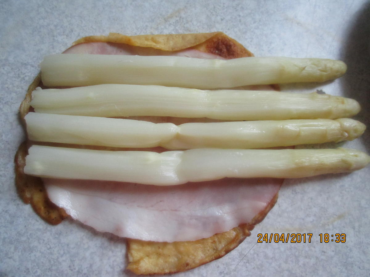 Spargel-Schinken-Pfannkuchen mit Käse überbacken - Rezept - Bild Nr. 2712