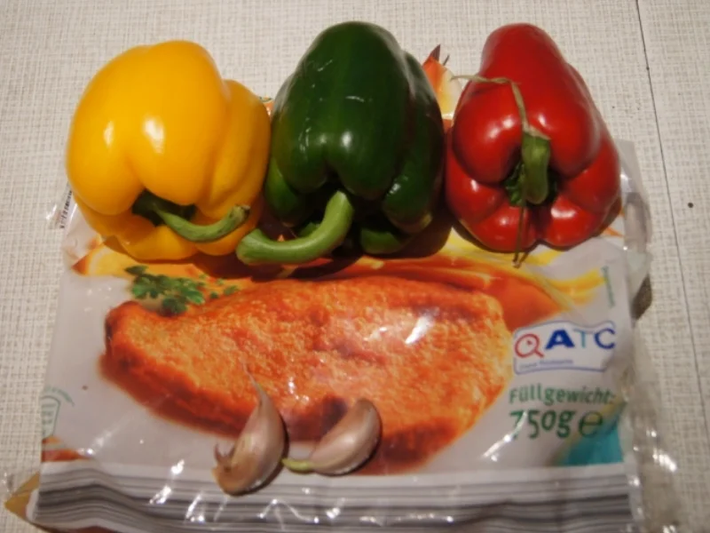 Wiener-Schnitzel vom Schwein mit Paprikastreifen - Rezept - Bild Nr. 2714