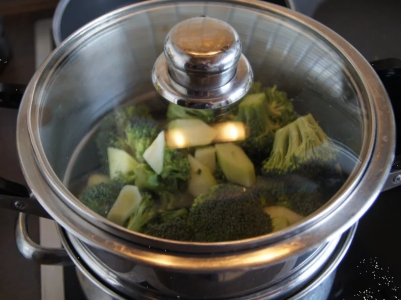 Rezept: Panfisch mit Brokkoli und Honig-Senf-Sauce Bild Nr. 2697 Panfisch mit Brokkoli und Honig-Senf-Sauce - Rezept - Bild Nr. 2697