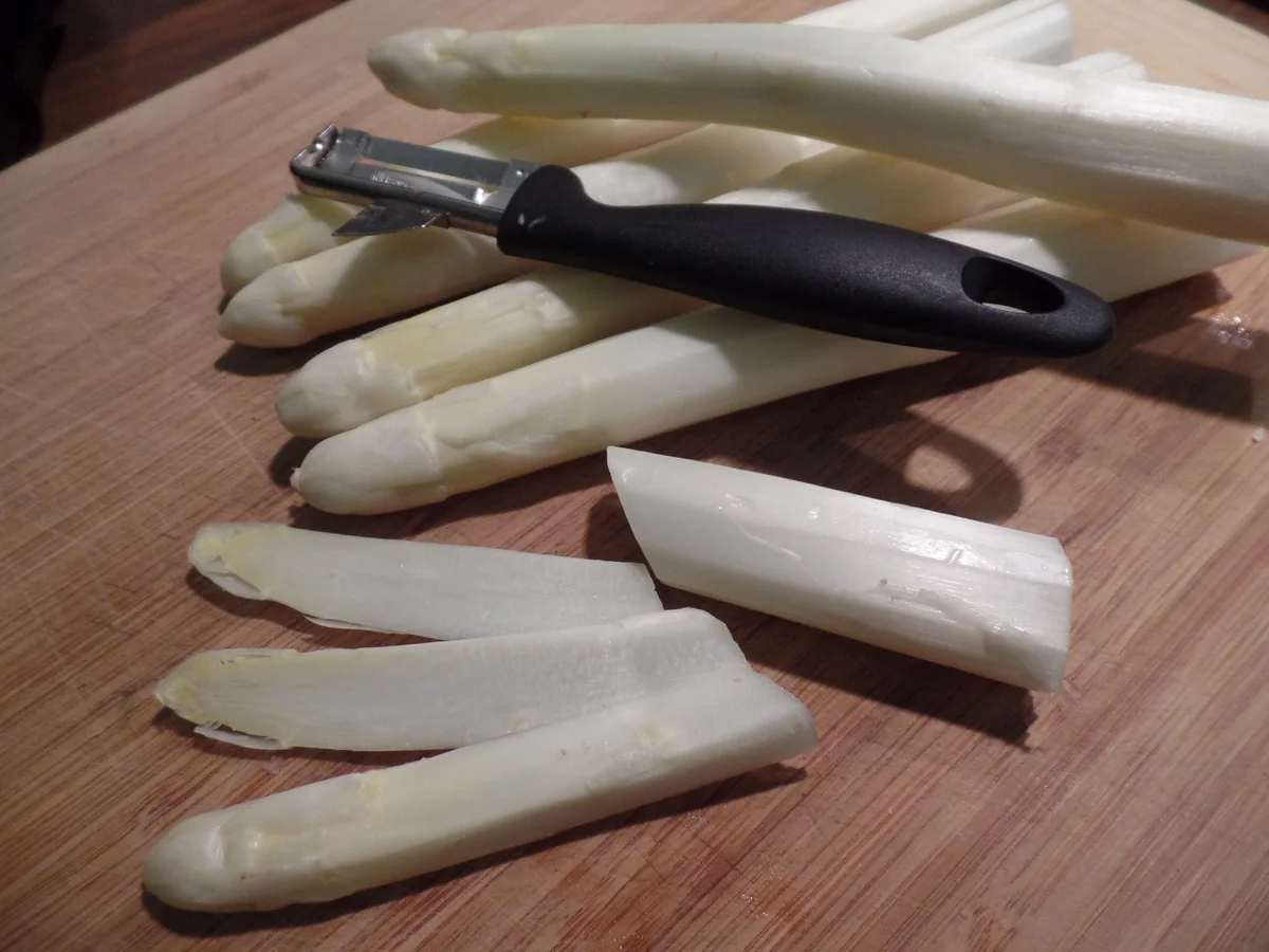 Spargel-Flammkuchen - Rezept - Bild Nr. 2699