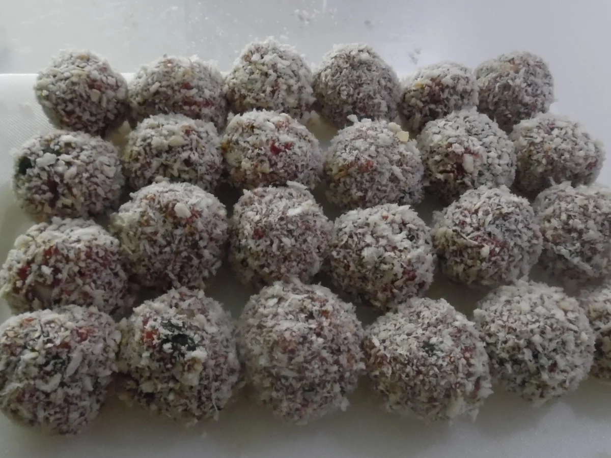 Rezept: Hackbällchen in Wok-Gemüse, asiatisch-scharf Bild Nr. 2718 Hackbällchen in Wok-Gemüse, asiatisch-scharf - Rezept - Bild Nr. 2718