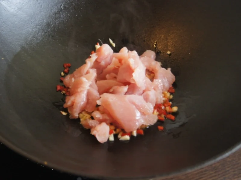 Rezept: Putenbrustfilet mit Zuckerschoten und Bärlauch-Reis Bild Nr. 2738 Putenbrustfilet mit Zuckerschoten und Bärlauch-Reis - Rezept - Bild Nr. 2738