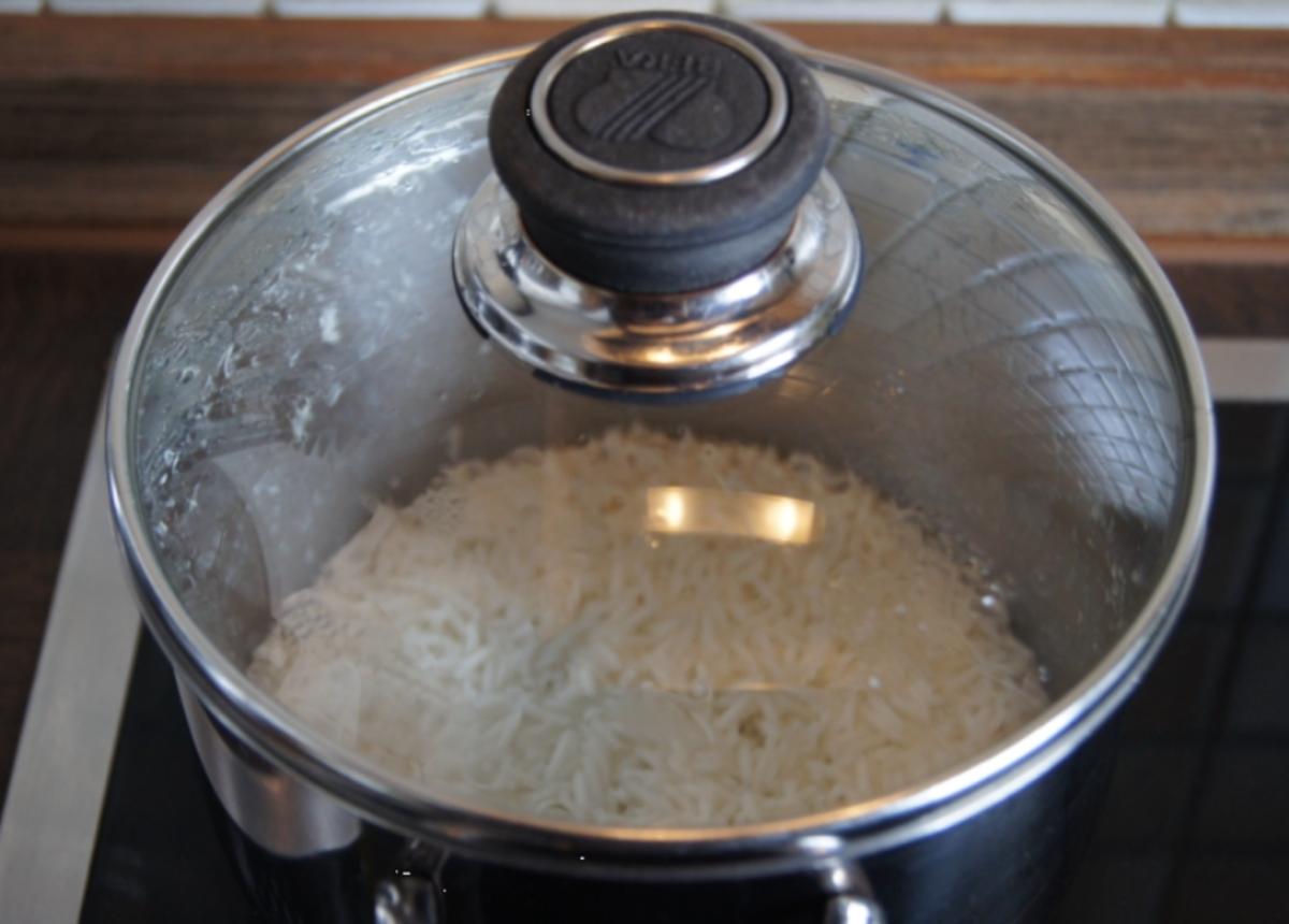 Putenbrustfilet mit Zuckerschoten und Bärlauch-Reis - Rezept - Bild Nr. 2742