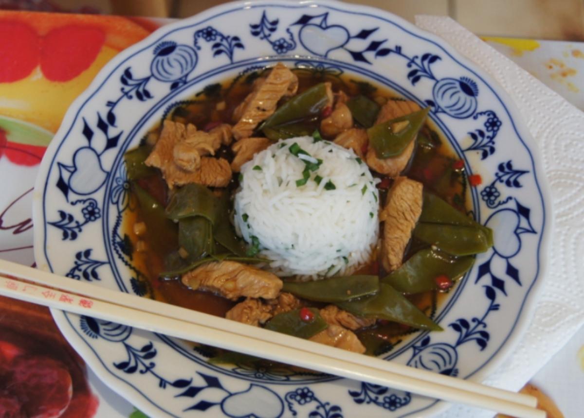 Putenbrustfilet mit Zuckerschoten und Bärlauch-Reis - Rezept - Bild Nr. 2748