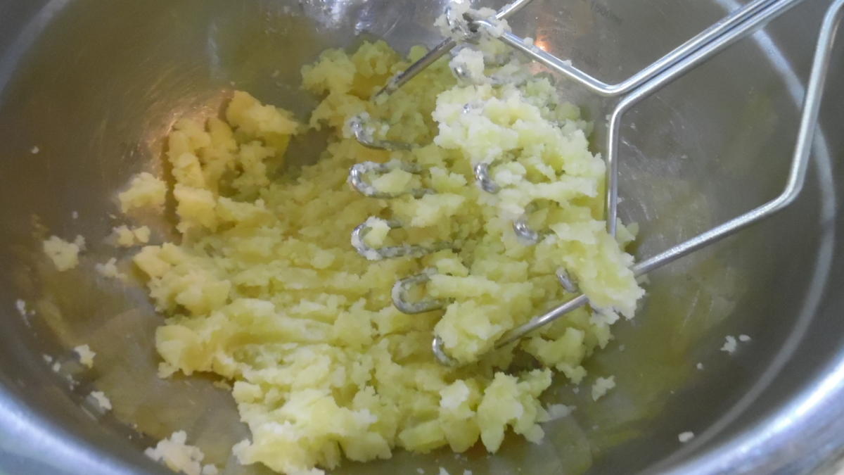 Kartoffel-Käse-Schinken-Pflanzerl - Rezept - Bild Nr. 6