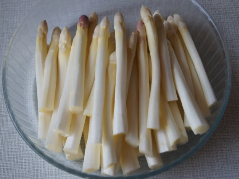 Spargel mit Regenbogenforelle - Rezept - Bild Nr. 2760