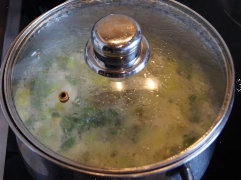 Rezept: 100 g-Gemüseeintopf mit Nürnberger Rostbratwurst Bild Nr. 2763 100 g-Gemüseeintopf mit Nürnberger Rostbratwurst - Rezept - Bild Nr. 2763