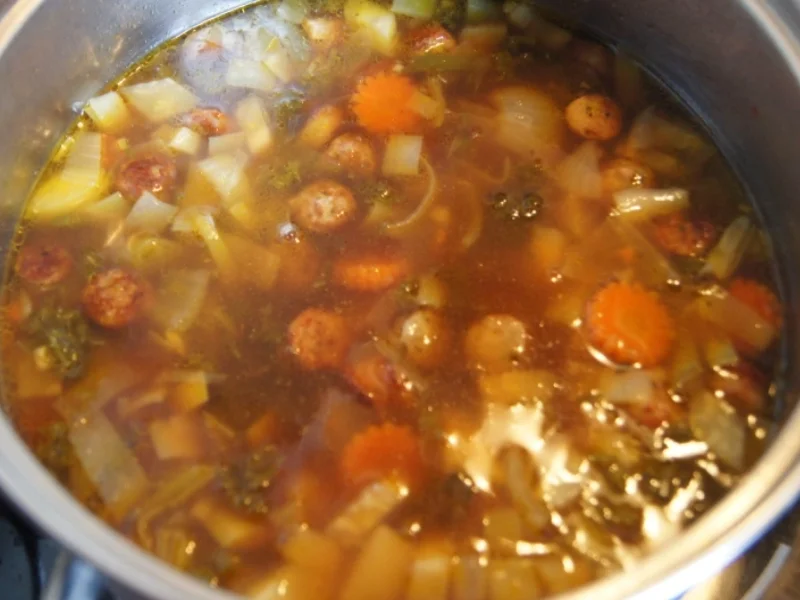 Rezept: 100 g-Gemüseeintopf mit Nürnberger Rostbratwurst Bild Nr. 2765 100 g-Gemüseeintopf mit Nürnberger Rostbratwurst - Rezept - Bild Nr. 2765