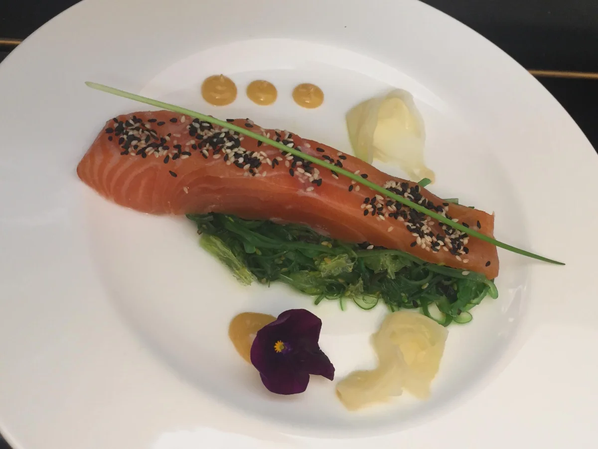 Düsseldorfer Medienhafen - Gin-Tonic-Lachs mit Wasabi Mayonnaise - Rezept - Bild Nr. 2