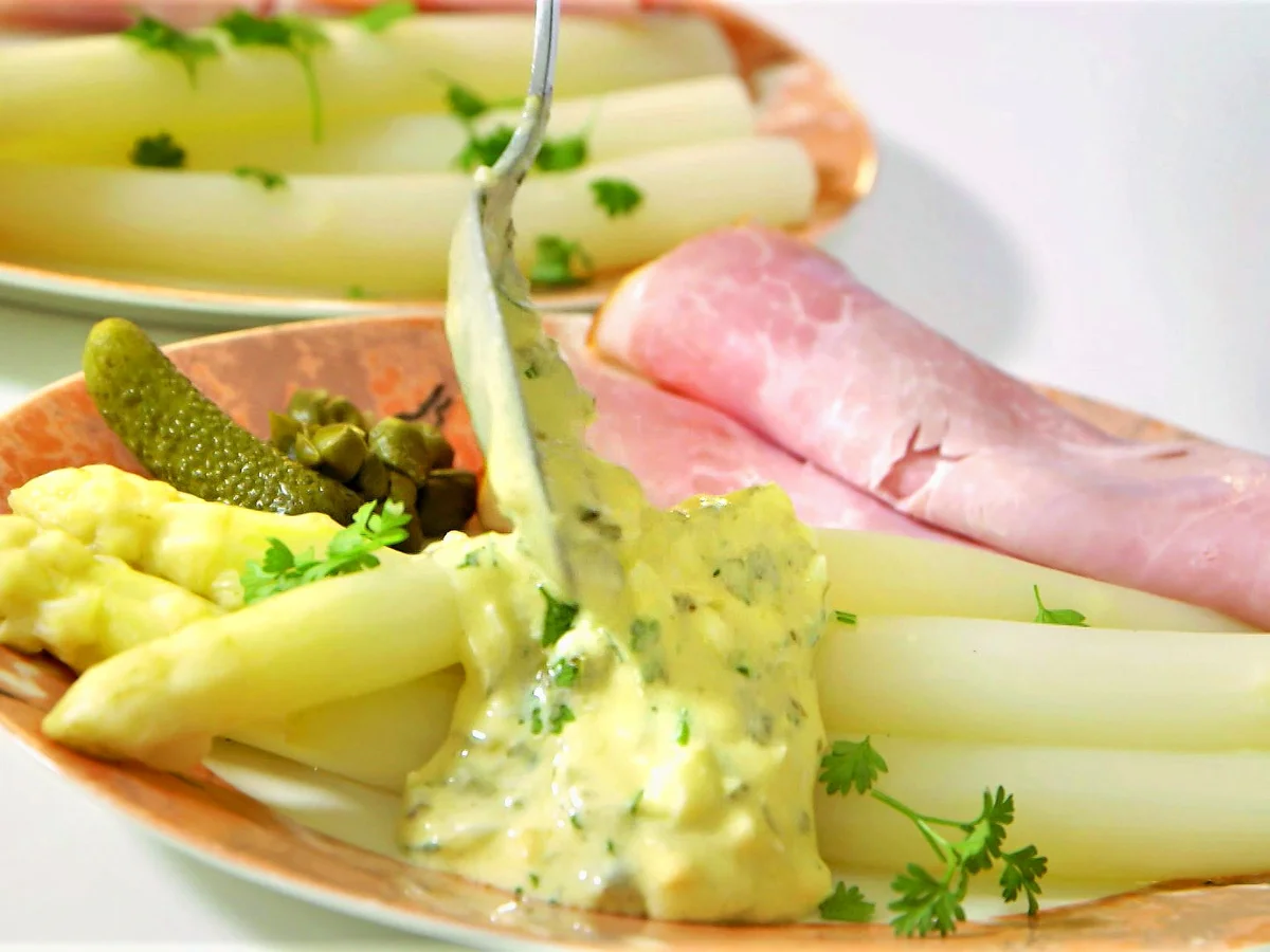 Rezept: Leichte Spargel-Soße Bild Nr. 4 Leichte Spargel-Soße - Rezept - Bild Nr. 4