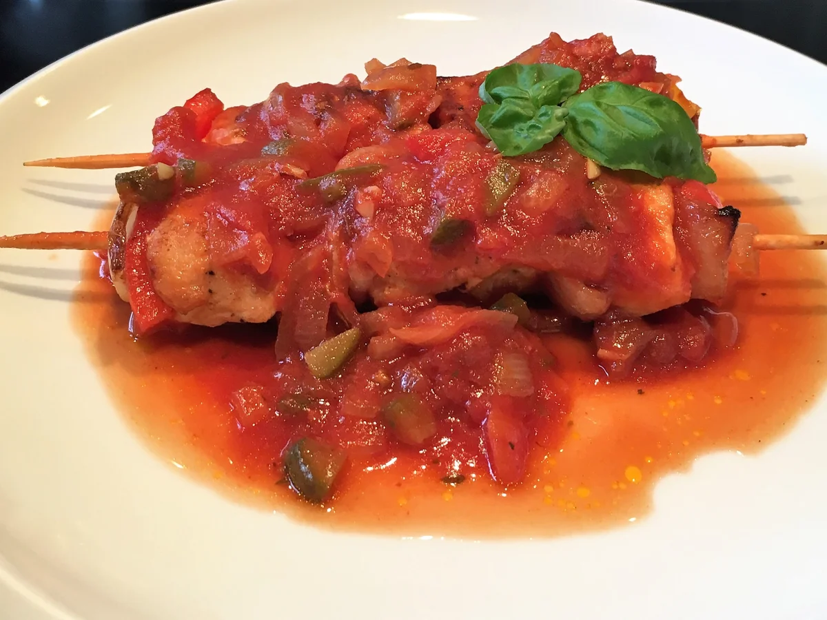 Schaschlik vom Hühnchen mit pikanter Sauce - Rezept - Bild Nr. 2787