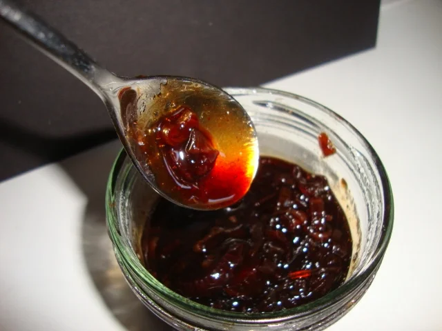 Rezept: "Marmellata di Cipolla Rosse di Tropea" Bild Nr. 2788 "Marmellata di Cipolla Rosse di Tropea" - Rezept - Bild Nr. 2788