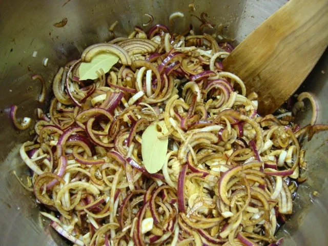 Rezept: "Marmellata di Cipolla Rosse di Tropea" Bild Nr. 2792 "Marmellata di Cipolla Rosse di Tropea" - Rezept - Bild Nr. 2792