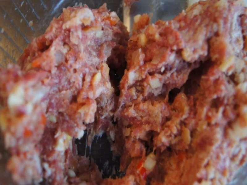 Rezept: Schabemett-Frikadellen mit Karamellisierten-Möhren Bild Nr. 2792 Schabemett-Frikadellen mit Karamellisierten-Möhren - Rezept - Bild Nr. 2792