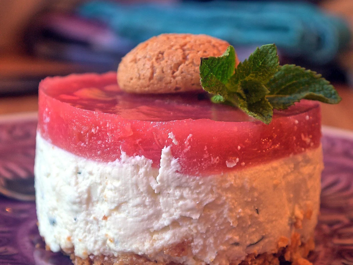 Quark-Sahne-Rhabarber-Törtchen - Rezept - Bild Nr. 2