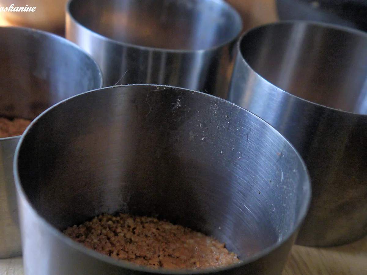 Quark-Sahne-Rhabarber-Törtchen - Rezept - Bild Nr. 5