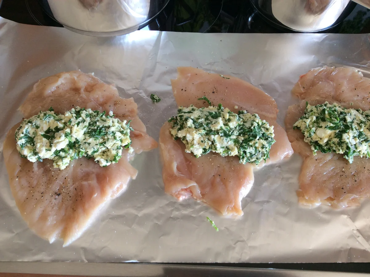 Rezept: Hähnchenroulade mit Rucola und Schafskäse Bild Nr. 2793 Hähnchenroulade mit Rucola und Schafskäse - Rezept - Bild Nr. 2793