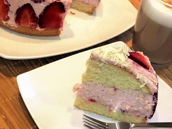 Kleine Erdbeer Mascarpone Torte - einfach - von Adefa