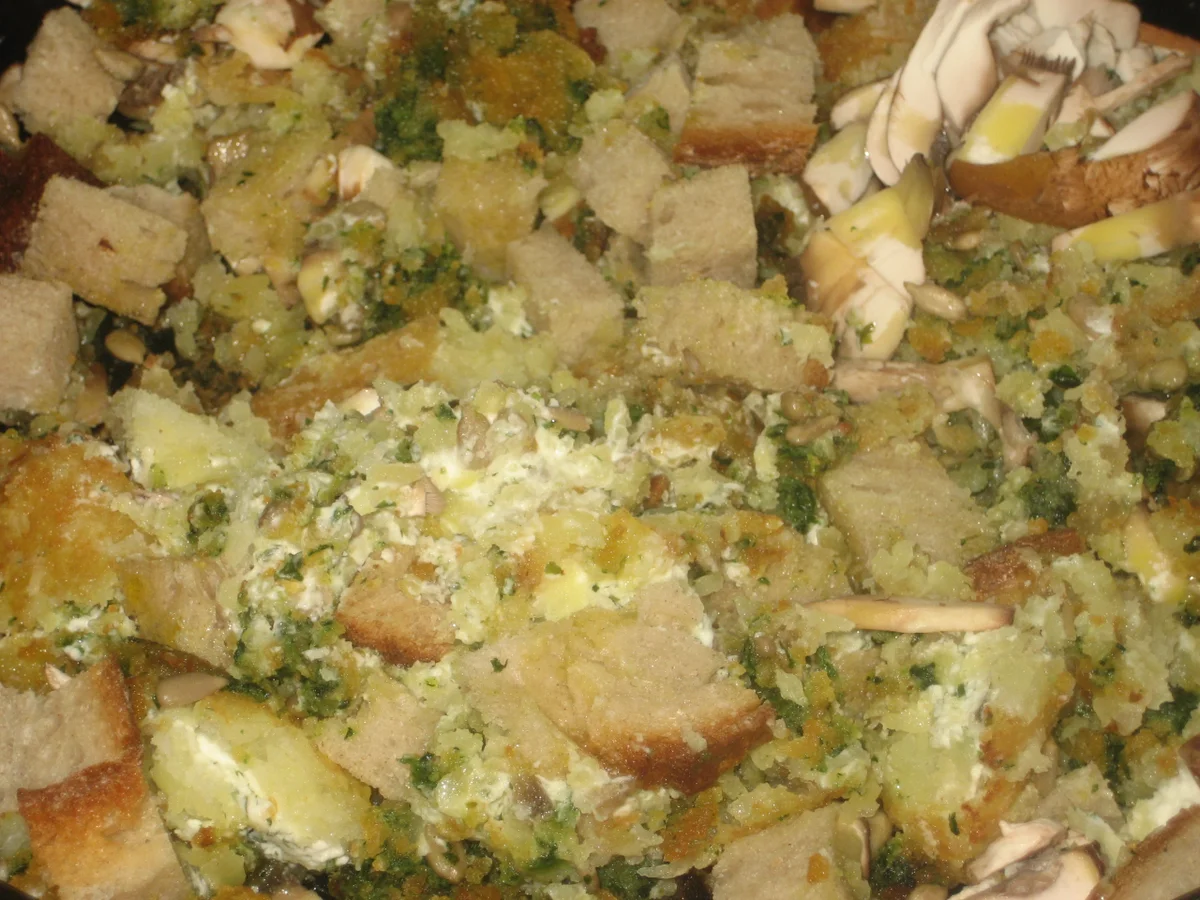 Spinatstäbschen mit Äpfeln, Pilzen, Brot und Frischkäse - Rezept - Bild Nr. 2831