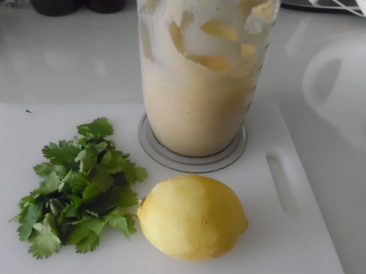 Zitronen-Koriander-Mayonnaise - Rezept - Bild Nr. 2799