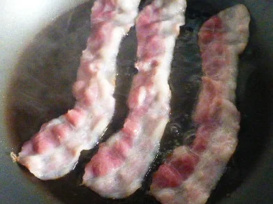 Zanderfilet mit Trauben-Spitzkohl und Buttersauce - Rezept - Bild Nr. 2800