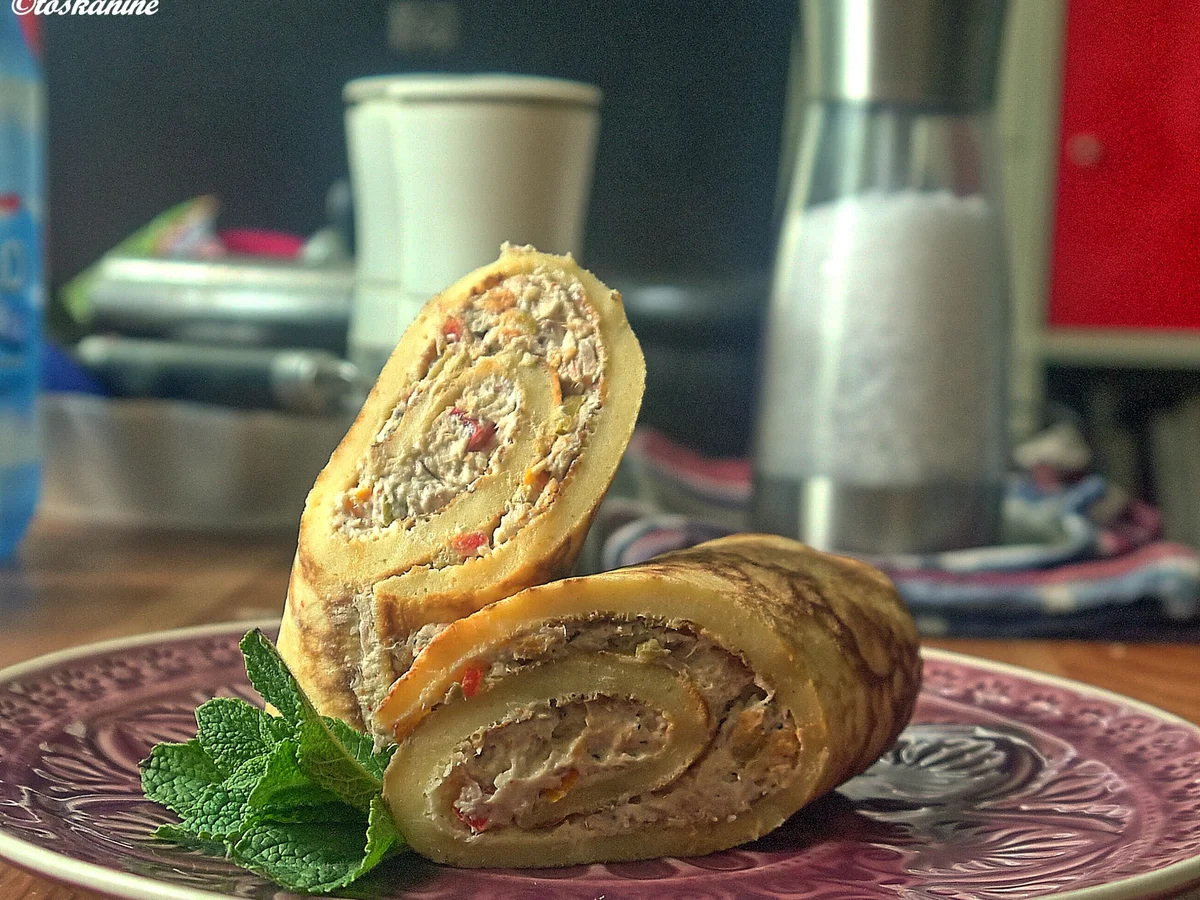 Mit pikanter Thunfischcreme gefüllte Pfannkuchen - Rezept - Bild Nr. 2807
