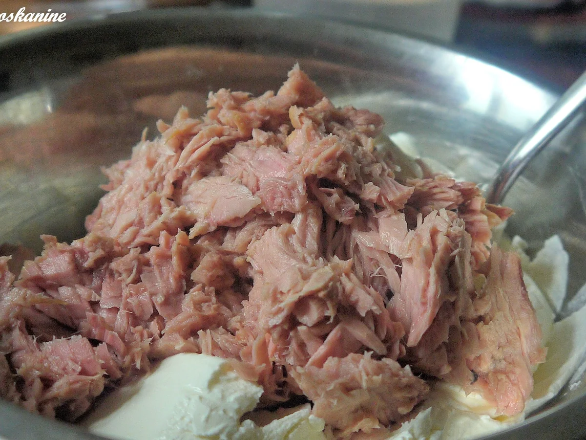 Mit pikanter Thunfischcreme gefüllte Pfannkuchen - Rezept - Bild Nr. 2808