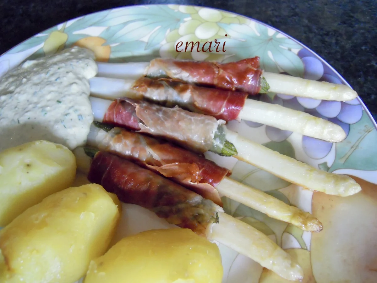 Rezept: Spargel Saltimbocca Bild Nr. 2823 Spargel Saltimbocca - Rezept - Bild Nr. 2823
