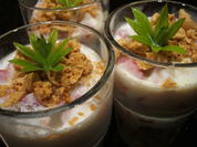 Rezept: Dessert: Erdbeer-Vanille-Amaretti-Becher Bild Nr. 2815 Dessert: Erdbeer-Vanille-Amaretti-Becher - Rezept - Bild Nr. 2815