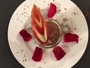 Dunkle Schokoladen-Mousse mit Mangomark geschichtet - Rezept - Bild Nr. 2