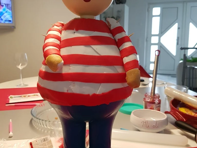 "Möhrenkuchen" für Joni als Piratentorte - Rezept - Bild Nr. 2836