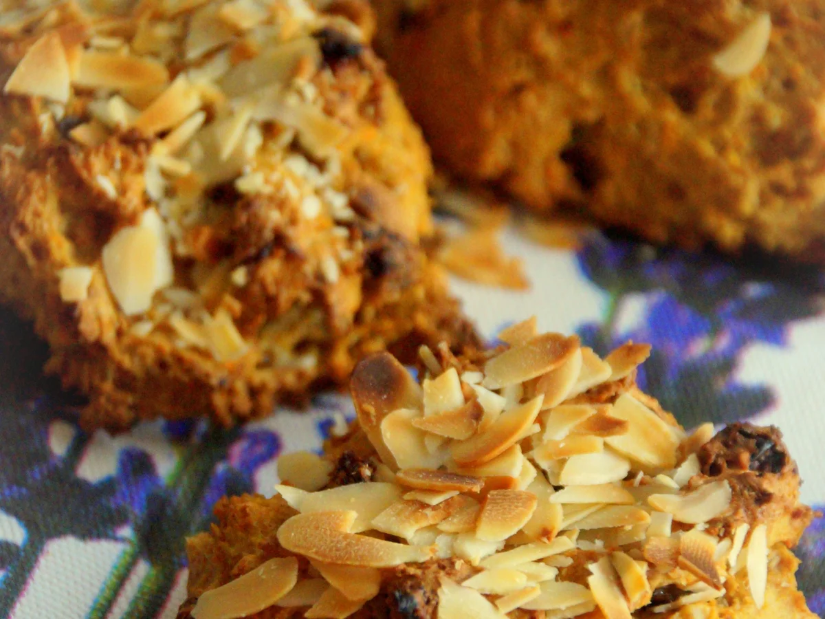 Rezept: Karotten-Brötchen oder -Semmeln zum Frühstück Bild Nr. 2 Karotten-Brötchen oder -Semmeln zum Frühstück - Rezept - Bild Nr. 2