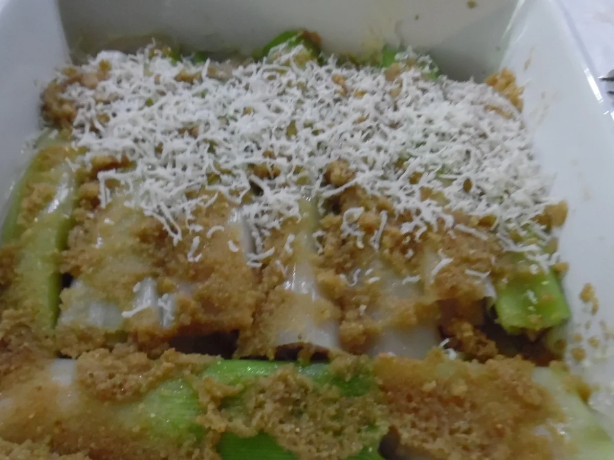 "Lauch-Cannelloni" auf Lauch-Creme - Rezept - Bild Nr. 2831