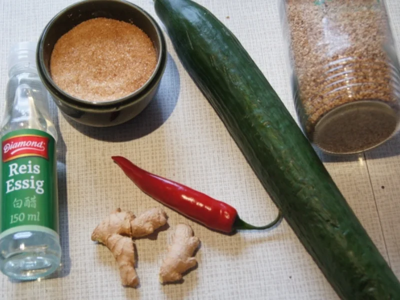 Asiatischer Gurkensalat - Rezept - Bild Nr. 3