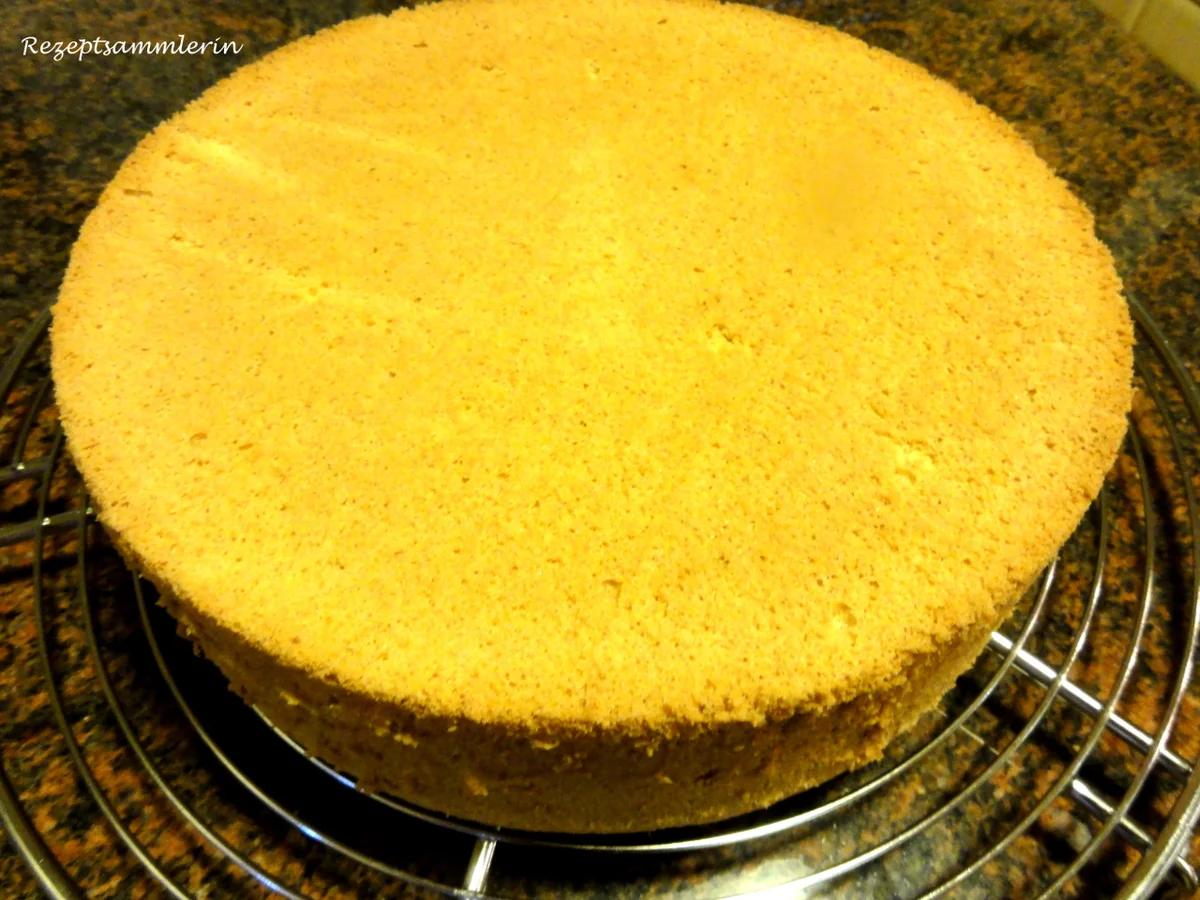 Rezept: Biskuit: GRUNDREZEPT (Wiener Boden) Bild Nr. 2862 Biskuit: GRUNDREZEPT (Wiener Boden) - Rezept - Bild Nr. 2862