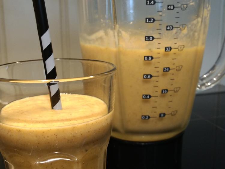 BiNe` S MANGO KAROTTEN SMOOTHIE - schnell &amp; einfach - von Bine13100